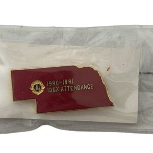 Vintage Lions Club 1990-1991 Nebraska State 100% Attendance Award Lapel Pin NOS